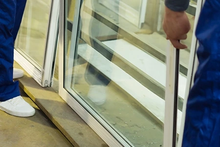 Commercial Glass Repair Technician in Crestview, FL